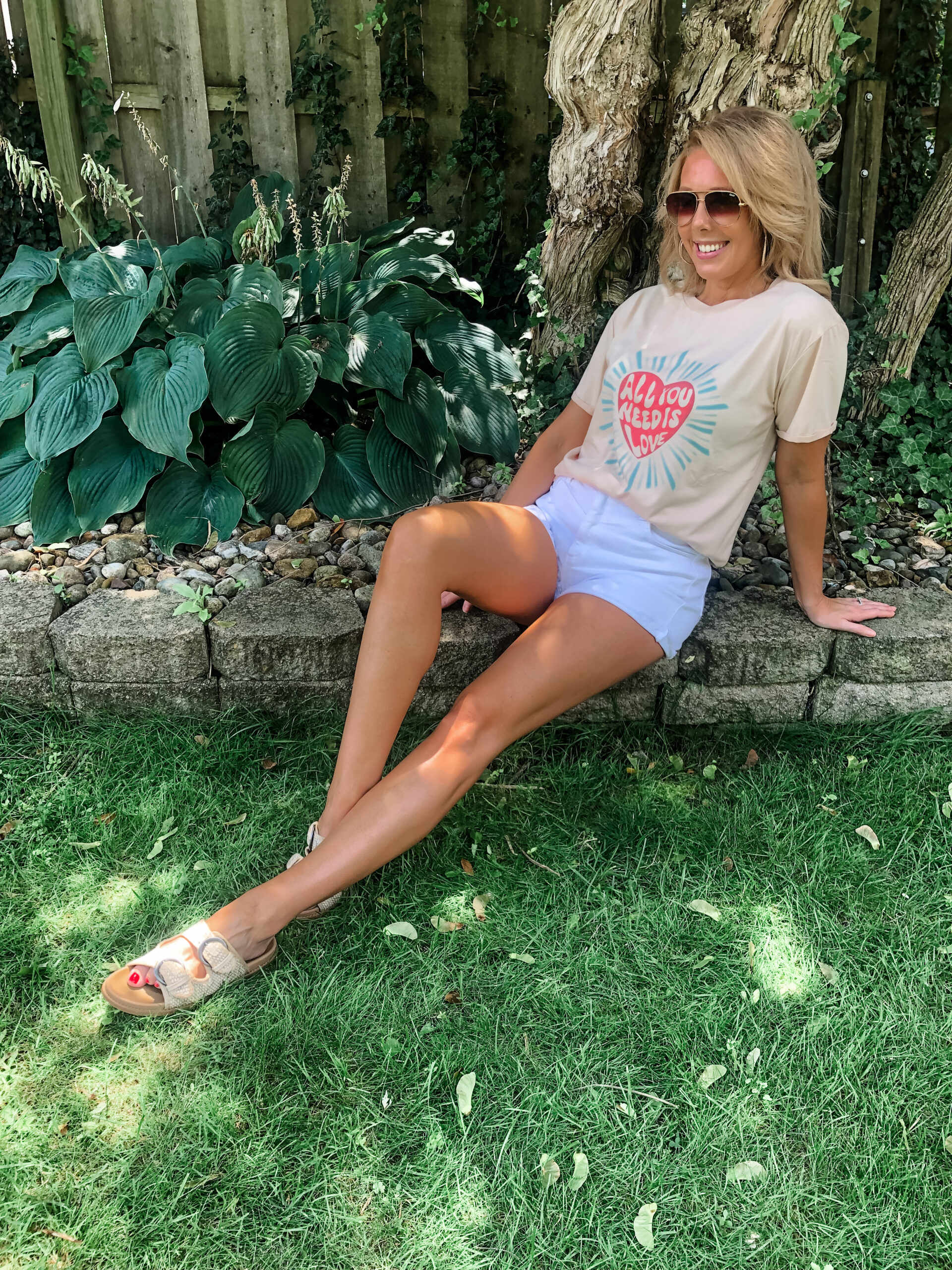 All You Need is Love Tee – Belle Row Boutique